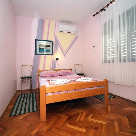 Ferienhaus Holiday House Serov